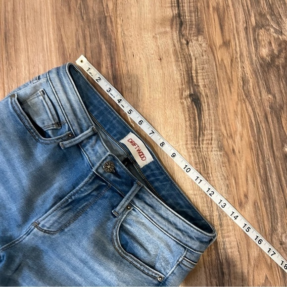 DRIFTWOOD Kelly Floral Embroidered Flared Jeans - Picture 12 of 13